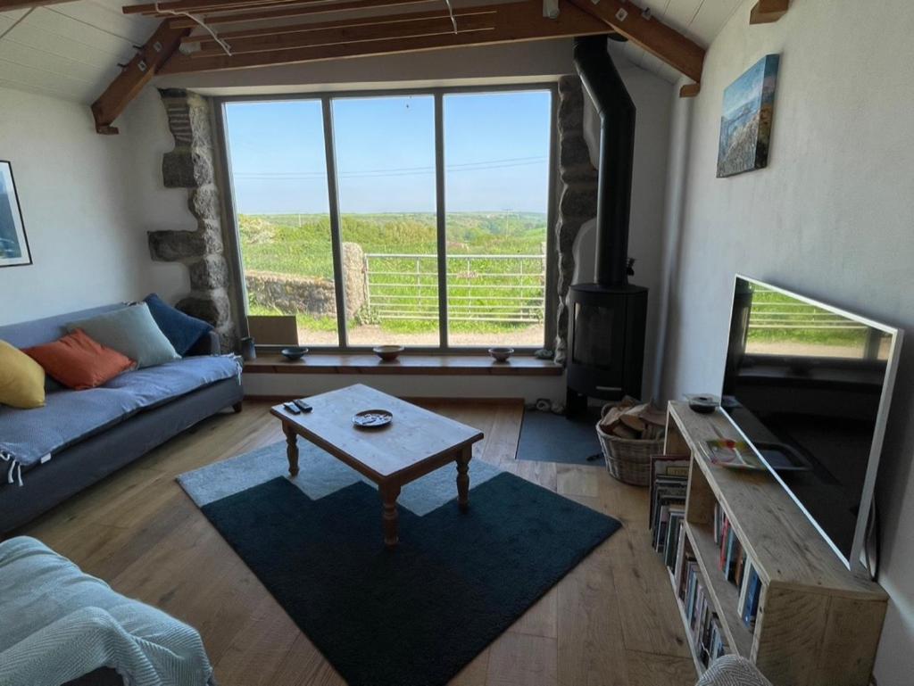 Trengothal Barn Apartment Porthcurno Exterior foto
